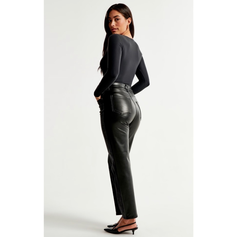 Abercrombie-Leather-The Ankle Straight Ultra High Rise size 10XL/30XL